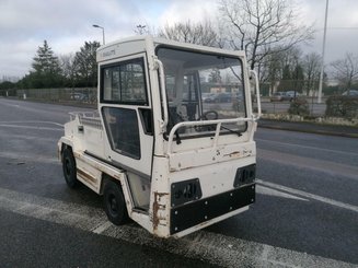 Schlepper Charlatte T135 - 1