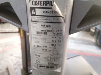 Mitgänger-Spreizenstapler Caterpillar NSP12NS - 6