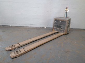 Niederhubwagen mit Deichsel Crown WP3020 - 4