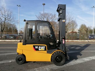 4-Rad Gabelstapler Caterpillar EP50 - 3