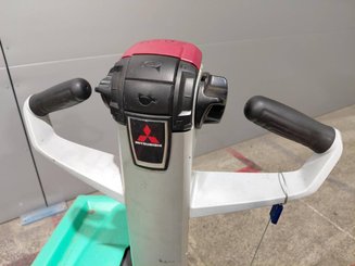 Niederhubwagen mit Deichsel Mitsubishi PBP16N2 - ACCOMPAGNANT