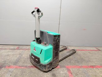 Niederhubwagen mit Deichsel Mitsubishi PBP16N2 - ACCOMPAGNANT