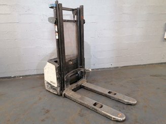 Hochhubwagen mit Deichsel Crown WF3000-1.0FT - 6