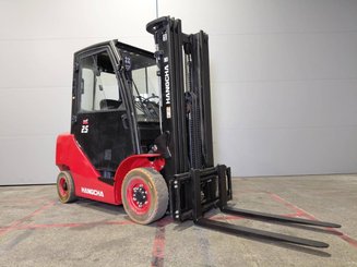 4-Rad Gabelstapler Hangcha XF25G