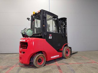 4-Rad Gabelstapler Hangcha XF25G