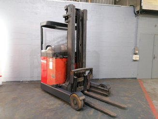 Schubmaststapler Fenwick R20 - 6