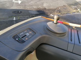Niederhubwagen Fahrerstand Crown RT4000