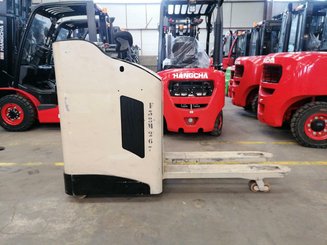 Niederhub-Kommissionierer Crown RT3500 - 5