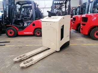 Niederhub-Kommissionierer Crown RT3500 - 1