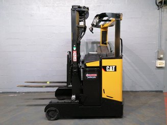 Schubmaststapler Caterpillar NR16N