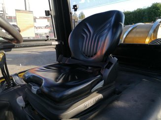 4-Rad Gabelstapler Hyundai 40L-7A