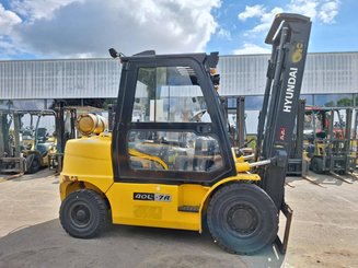 4-Rad Gabelstapler Hyundai 40L-7A