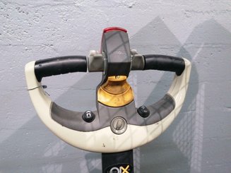 Mitgänger-Spreizenstapler Crown SHR5520-1.1