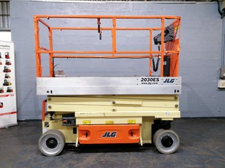 Scheren-arbeitsbühne JLG 2030ES