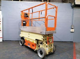 Scheren-arbeitsbühne JLG 2030ES