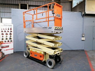 Scheren-arbeitsbühne JLG 2030ES