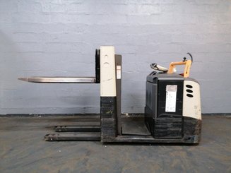 Niederhub-Kommissionierer Crown GPC3045 - 1