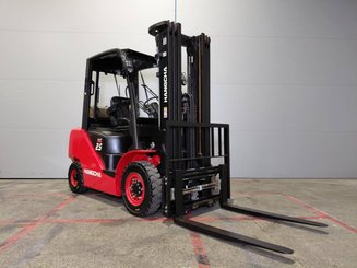 4-Rad Gabelstapler Hangcha XF25G