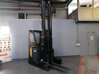 Schubmaststapler Caterpillar NR20N2H