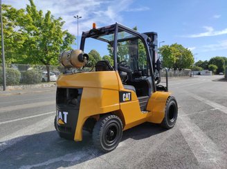 4-Rad Gabelstapler Caterpillar GP40N