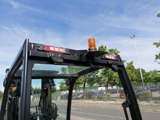 4-Rad Gabelstapler Caterpillar GP40N