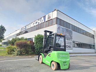 4-Rad Gabelstapler Hangcha XC30i