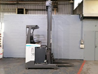 Schubmaststapler UniCarriers COMPACT UND140 - 5