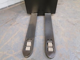 Niederhub-Kommissionierer Caterpillar NPR20N - 7