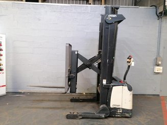 Mitgänger-Spreizenstapler Crown SHR5520-1.1