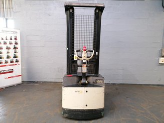 Mitgänger-Spreizenstapler Crown SHR5520-1.1