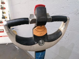 Niederhubwagen mit Deichsel Crown WP2315 - 8