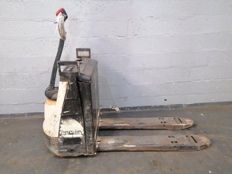 Niederhubwagen mit Deichsel Crown WP2315 - 5