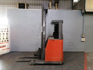 Schubmaststapler Nissan UNS 160 - 4