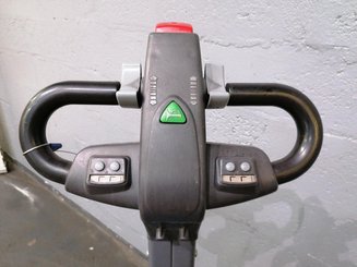 Niederhubwagen mit Deichsel OMG 330K - 8