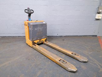 Niederhubwagen mit Deichsel OMG 330K - 6