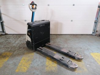 Niederhubwagen mit Deichsel Crown WP3015 - 6