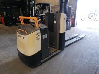 Niederhub-Kommissionierer Crown GPC3040 - 2