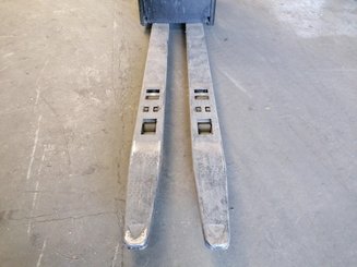 Niederhub-Kommissionierer Crown GPC3040 - 4