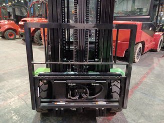 4-Rad Gabelstapler Hangcha XC25 - 2