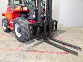 Geländestapler Manitou M26-4 T3B