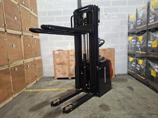 Gabelhochhubwagen mit klappbarer Plattform Hangcha CDD16-AZ3S