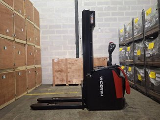 Gabelhochhubwagen mit klappbarer Plattform Hangcha CDD16-AZ3S