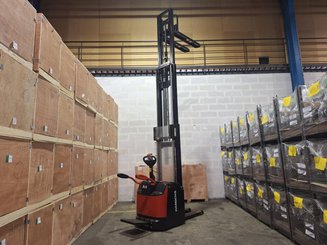Gabelhochhubwagen mit klappbarer Plattform Hangcha CDD16-AZ3S