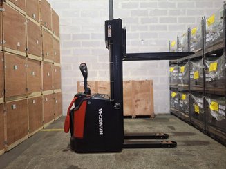 Gabelhochhubwagen mit klappbarer Plattform Hangcha CDD16-AZ3S