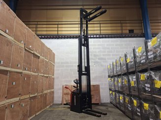 Gabelhochhubwagen mit klappbarer Plattform Hangcha CDD16-AZ3S
