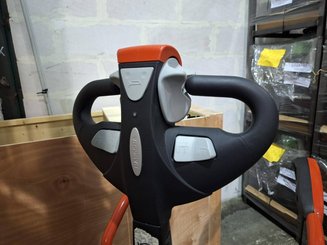 Gabelhochhubwagen mit klappbarer Plattform Hangcha CDD16-AZ3S