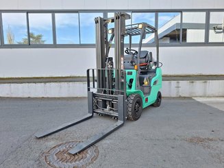 4-Rad Gabelstapler Mitsubishi FG15N