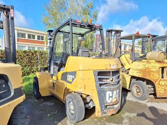 4-Rad Gabelstapler Caterpillar GP40N