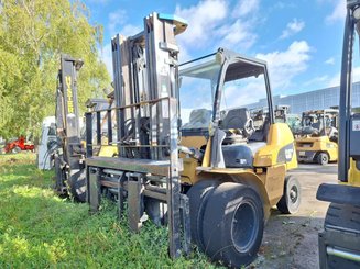 4-Rad Gabelstapler Caterpillar GP40N