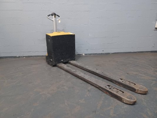 Niederhubwagen mit Deichsel Caterpillar NPP20N2 - 1
